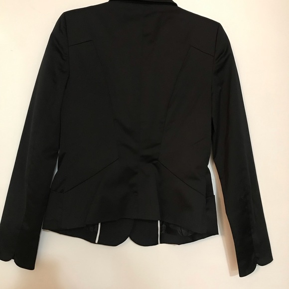 Forever 21 Black Satin-Effect Black Blazer - Picture 2 of 3